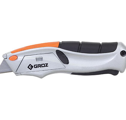 Groz Retra Knife with 6 SK2 Steel Blades